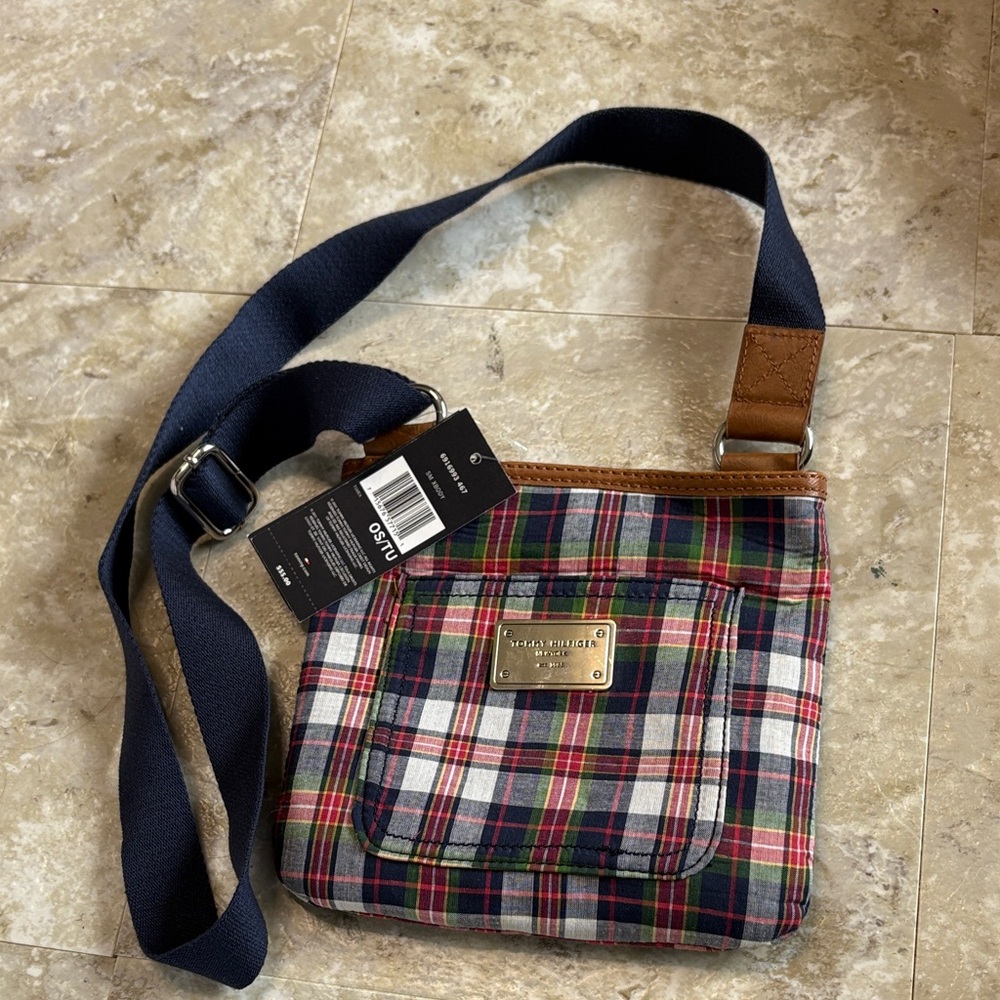 Tommy Hilfiger Red Green Navy Plaid Messenger Crossbody New with tags!